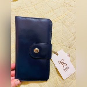 NWT HOBO brand ‘Danette’ style Wallet, Indigo.